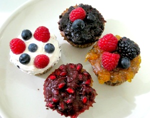 BANANA TRIPLE BERRY ALMOND CHOCOLATE CHIP CUPCAKES WITH TOPPINGS